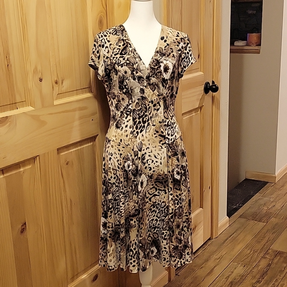 Dress Barn, Dress